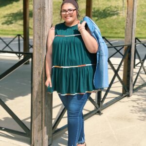 Plus – Hunter Green Multicolor Tiered Sleeveless Top
