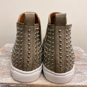 Grant Slip-On Studded Shoe – Taupe